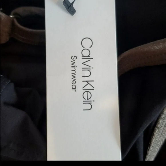 New Calvin Klein One-Piece Swimsuit Sz 6  & 12 - Picture 6 of 9